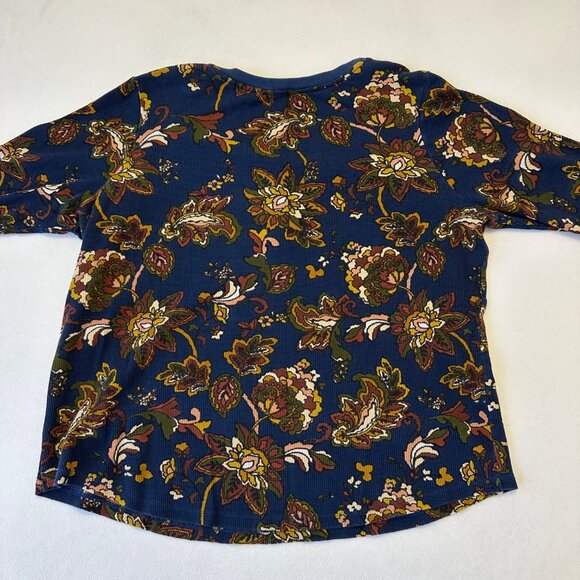 Coldwater Creek Waffle Knit Vintage Vibe Henley Top Blue Jewel Tone Florals 2X - Picture 2 of 11